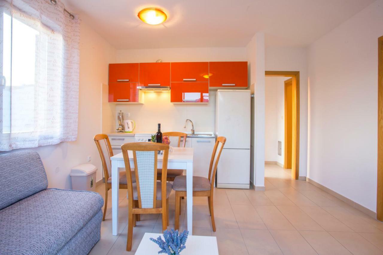 Apartman Irena Pula Exterior foto