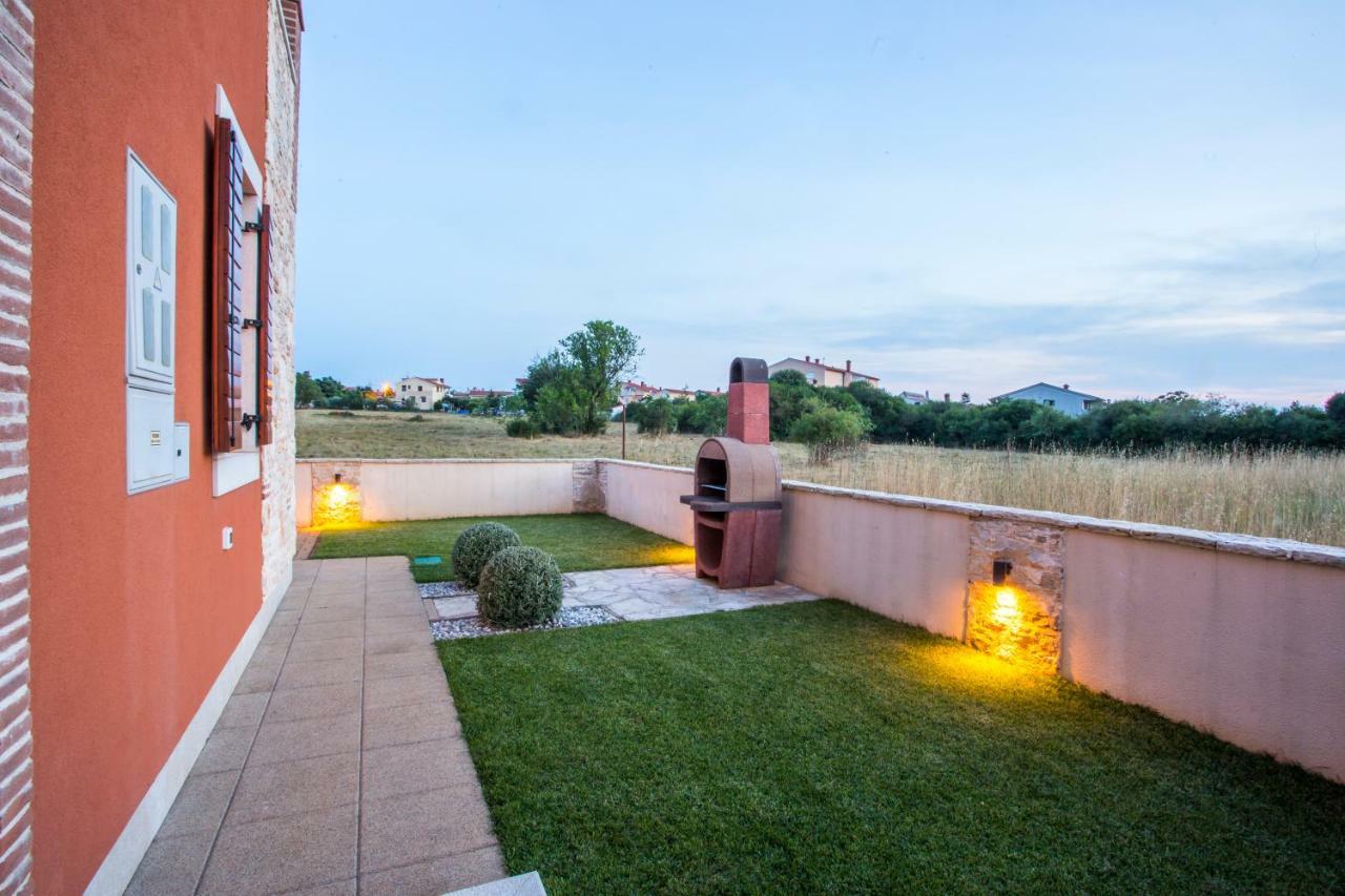 Apartman Irena Pula Exterior foto